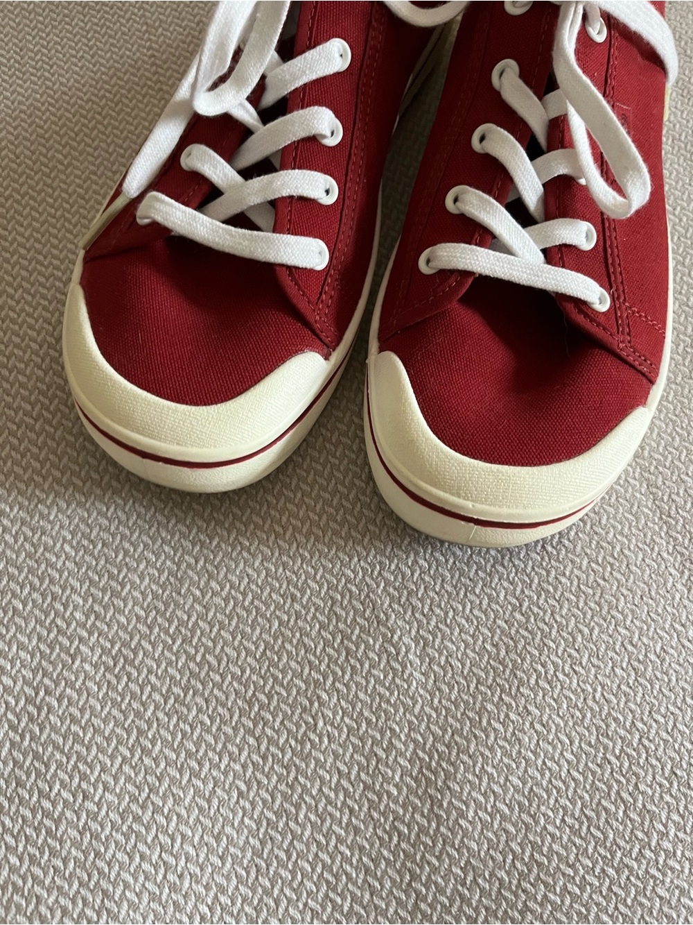 Keen Women's Red Elsa Lite Casual Trainer Canvas Sneakers Size 11 - Picture 2 of 10
